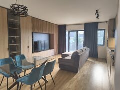 Erou Iancu Nicolae 80, Grand park Pipera