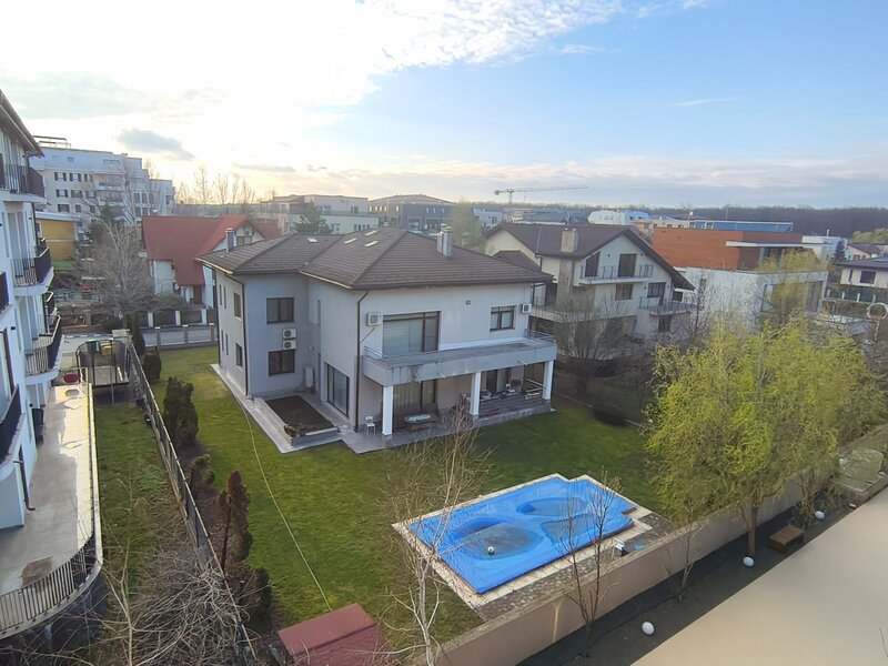 Erou Iancu Nicolae 80, Grand park Pipera,